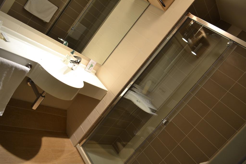 Golf & Hotel De Falnuee Mazy Kamer foto