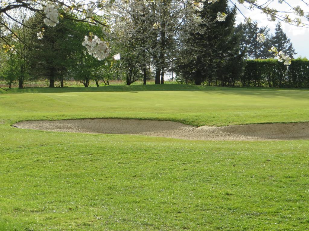 Golf & Hotel De Falnuee Mazy Buitenkant foto